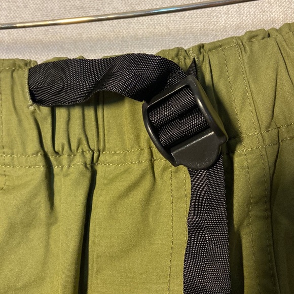 Re-pre the -tint corp. Unisex Olive pants. New - Picture 9 of 9